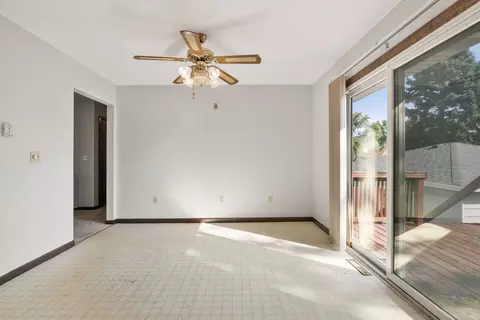Living - 1504 Addleman St, Joliet, IL 60431 photo 1 of 4