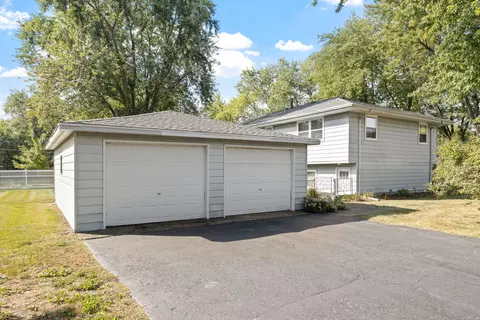 Exterior - 1504 Addleman St, Joliet, IL 60431 photo 3 of 7