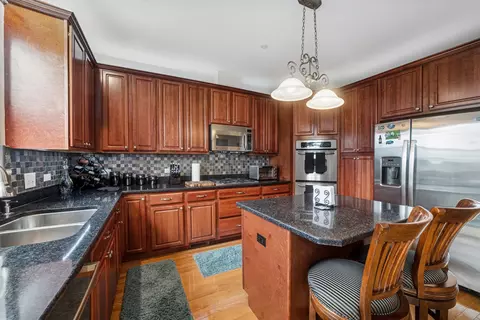 Kitchen - 382 Broadmoor Ln, Bartlett, IL 60103 photo 2 of 2