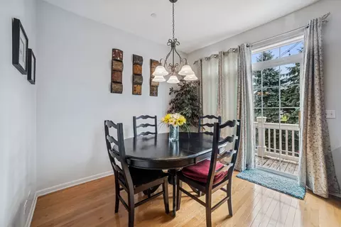 Dining - 382 Broadmoor Ln, Bartlett, IL 60103 photo 3 of 3