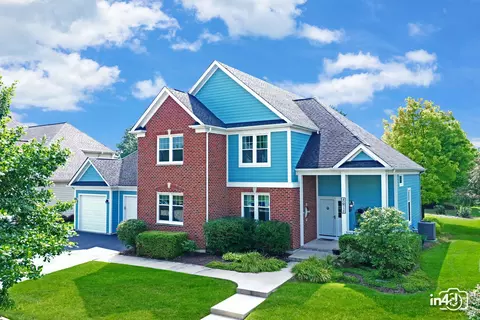 40 W139 Jack London St, Saint Charles, IL 60175