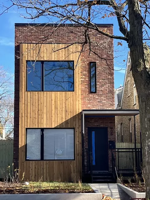 905 N Saint Louis Ave, Chicago, IL 60651