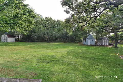 Exterior - 5006 Hickory Way, Johnsburg, IL 60051 photo 5 of 7
