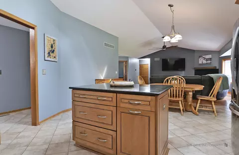 Kitchen - 5006 Hickory Way, Johnsburg, IL 60051 photo 5 of 5
