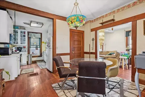 Dining - 431 E Liberty Dr, Wheaton, IL 60187 photo 3 of 3