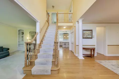 26 W237 Pinehurst Dr, Winfield, IL 60190 photo 2