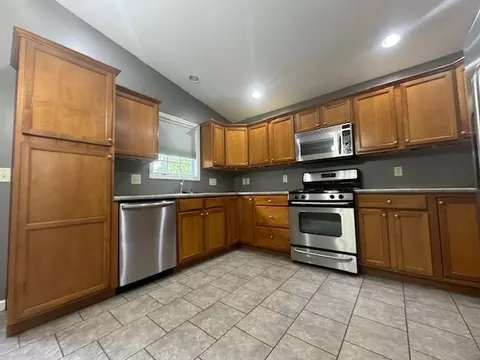 Kitchen - 2404 Treeline Dr, Bloomington, IL 61704 photo 2 of 3