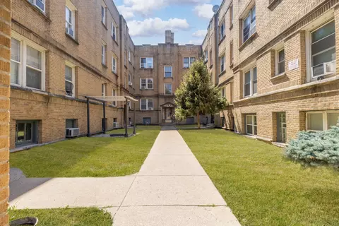 1703 W Wallen Ave #3C, Chicago, IL 60626