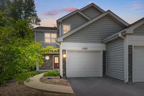 1285 Cranbrook Dr, Schaumburg, IL 60193
