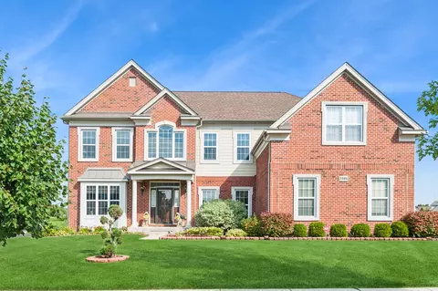 3584 Tournament Dr, Elgin, IL 60124 photo 1