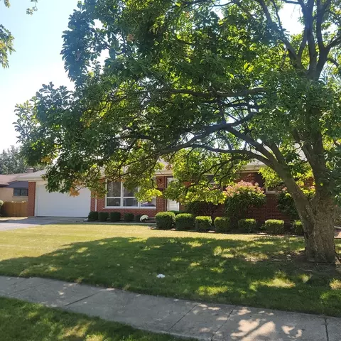 311 Munroe Cir, Des Plaines, IL 60016 photo 20