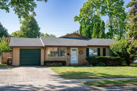 1207 W Tremont St, Urbana, IL 61801