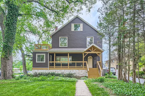 9556 S Winchester Ave, Chicago, IL 60643