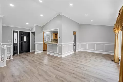Living - Undisclosed, Bartlett, IL 60103 photo 1 of 6