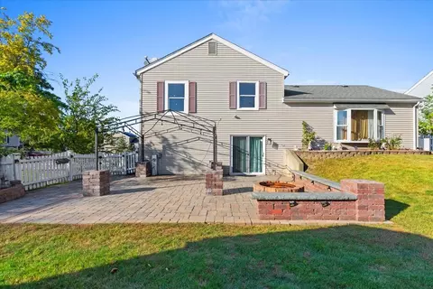 Exterior - Undisclosed, Bartlett, IL 60103 photo 5 of 7
