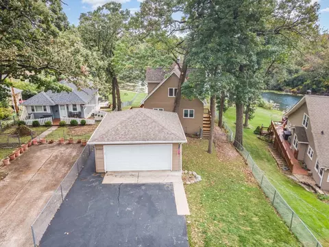 24937 W Forest Dr, Lake Villa, IL 60046
