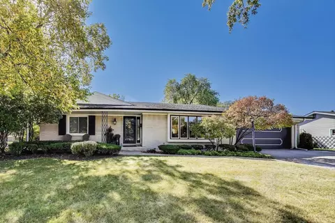 535 King Ln, Des Plaines, IL 60016