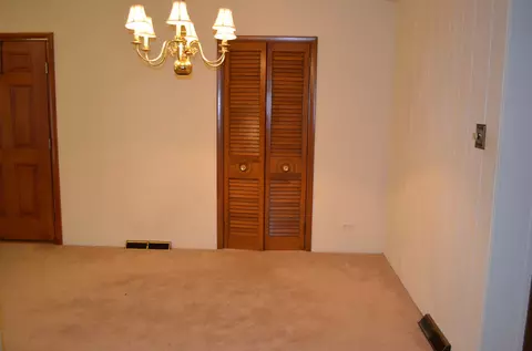 3805 Wren Ln, Rolling Meadows, IL 60008 photo 6