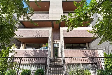1224 W Ohio St #3W, Chicago, IL 60642