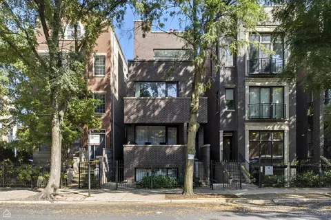 1039 N Marshfield Ave #2, Chicago, IL 60622