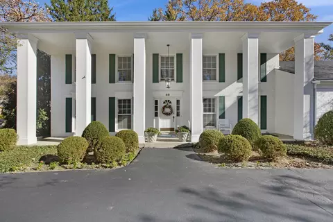 46 Berkshire Ln, Lincolnshire, IL 60069
