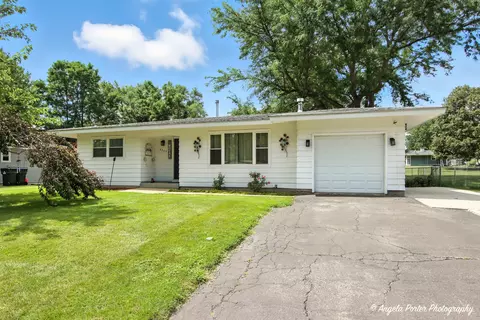 4709 William St, Mchenry, IL 60051