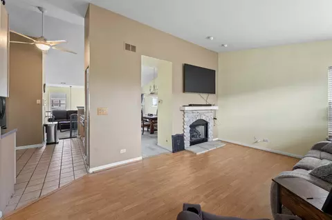 Other - 2885 Falling Waters Dr, Lindenhurst, IL 60046 photo 4 of 5