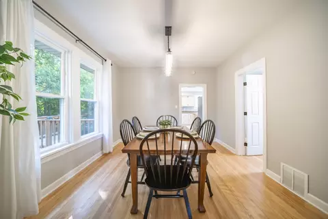 Dining - 71 Lovell St, Elgin, IL 60120 photo 1 of 3