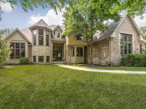 39 W663 Henry David Thoreau Pl, Saint Charles, IL 60175