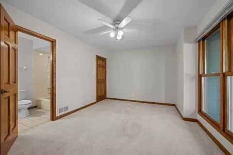 Bedroom - 2248 Aster Ct, Naperville, IL 60565 photo 1 of 8