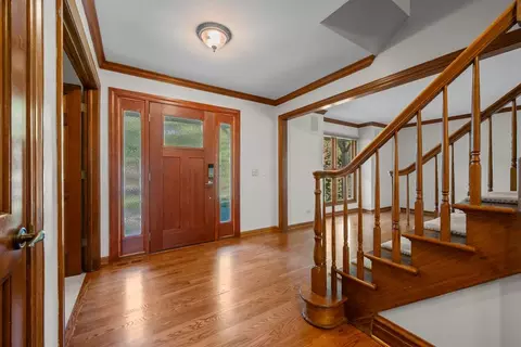 Entry Way - 2248 Aster Ct, Naperville, IL 60565 photo 2 of 2