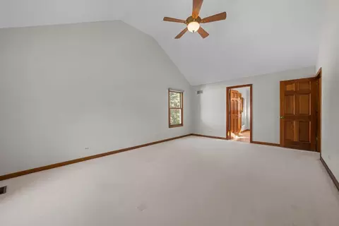 Bedroom - 2248 Aster Ct, Naperville, IL 60565 photo 5 of 8