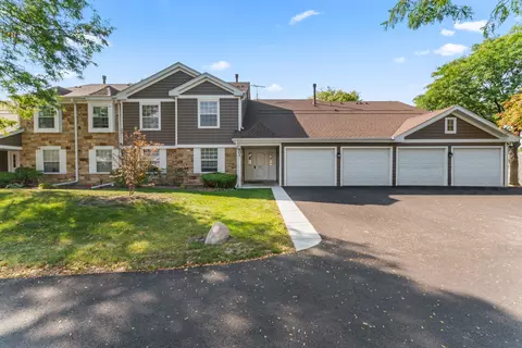 601 Hanover Ct #Z2, Schaumburg, IL 60194