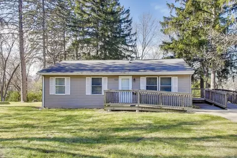 35944 N Wilson Rd, Ingleside, IL 60041