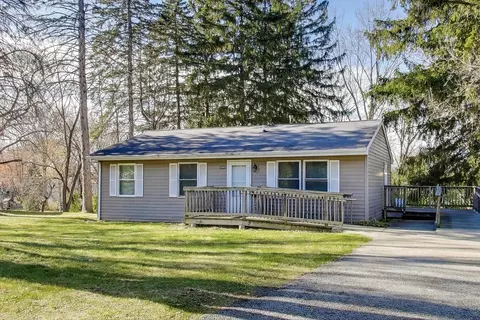 35944 N Wilson Rd, Ingleside, IL 60041 photo 2