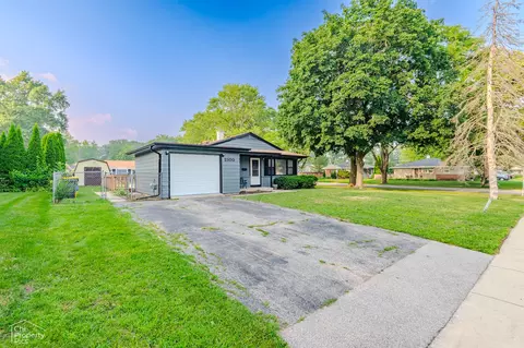 Other - 2100 Martin Ln, Rolling Meadows, IL 60008 photo 2 of 3