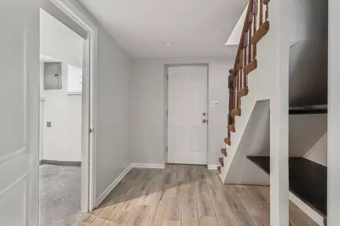 Entry Way - 4738 S Champlain Ave, Chicago, IL 60615 photo 6 of 6