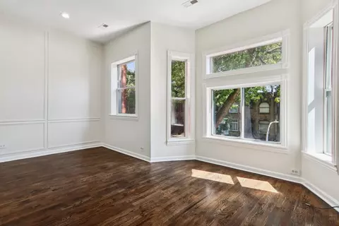 Living - 4738 S Champlain Ave, Chicago, IL 60615 photo 7 of 7