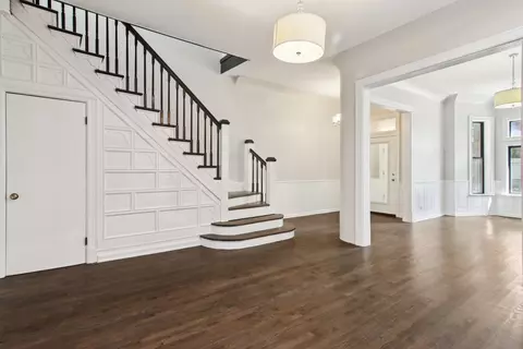 Living - 4738 S Champlain Ave, Chicago, IL 60615 photo 3 of 7