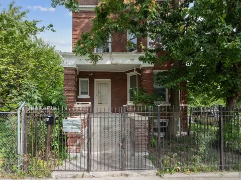 4200 W Wilcox St, Chicago, IL 60624