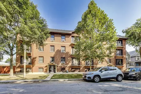 108 S Scoville Ave #2C, Oak Park, IL 60302