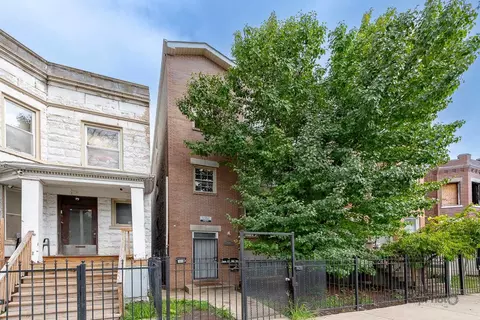 4024 W Wilcox St, Chicago, IL 60624