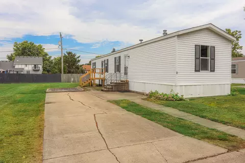 6 Countryside Ests, Sandwich, IL 60548
