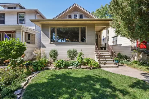 1103 S Clinton Ave, Oak Park, IL 60304
