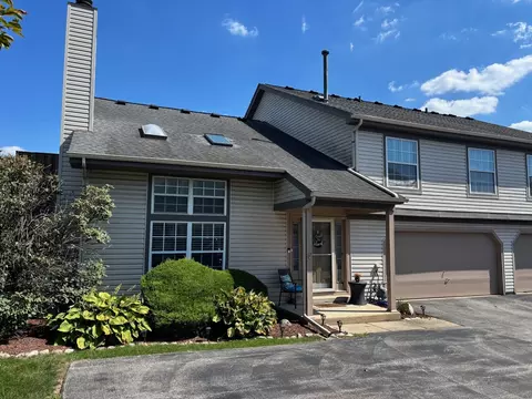 3 S072 Timber Dr #9C, Warrenville, IL 60555