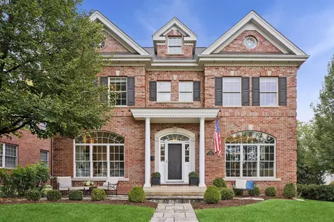 1318 Reid St, Western Springs, IL 60558