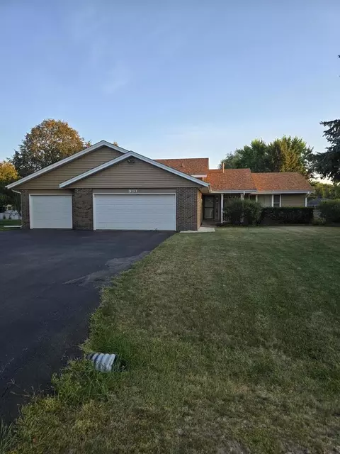 931 Brightside Ct, Machesney Park, IL 61115