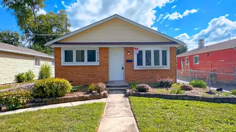 14039 S Claire Blvd, Robbins, IL 60472