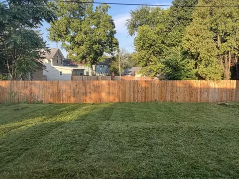 111 S Smith St, Aurora, IL 60505 photo 9