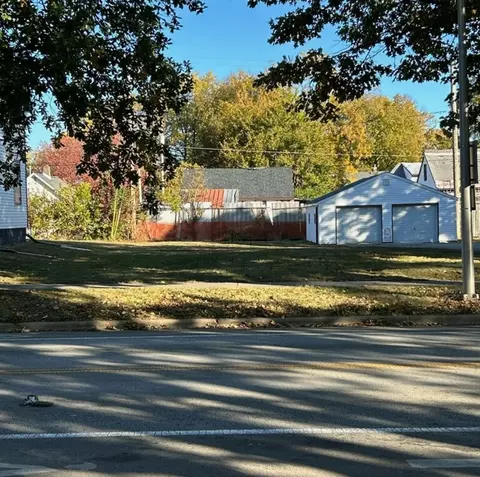 1106 E Main St, Urbana, IL 61802